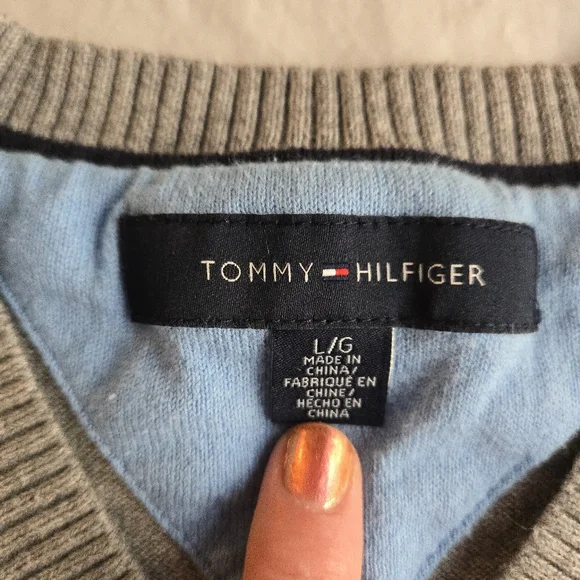 Tommy Hilfiger Men's Argyle Sweater Vest Grey with Light Blue 100% Cotton - Picture 2 of 8